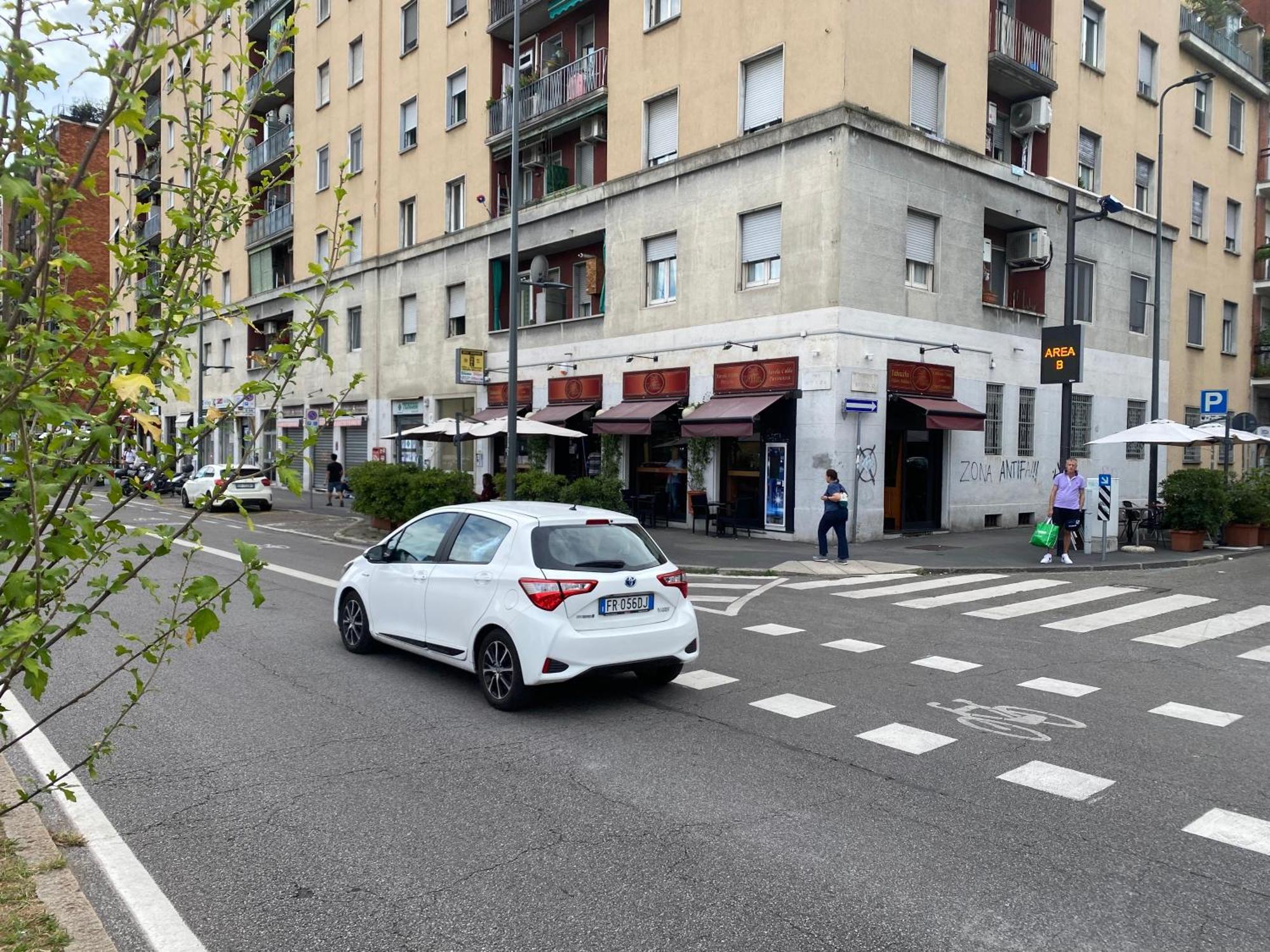 Bnb Milano Dipinta Di Blu المظهر الخارجي الصورة